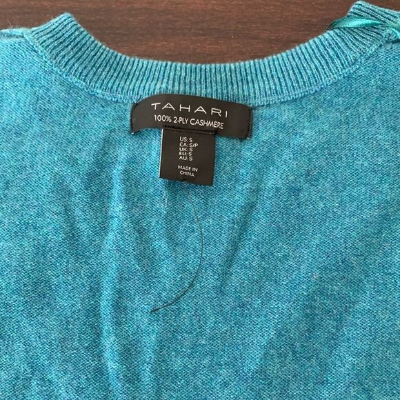 Tahari 100% 2-ply cashmere soft relaxed sweater size S - Picture 8 of 8